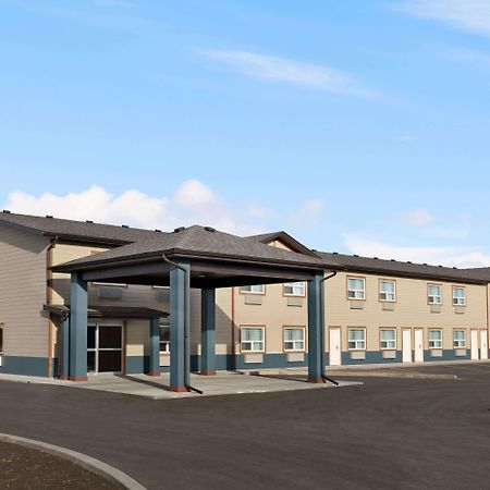 Travelodge By Wyndham Pincher Creek Extérieur photo