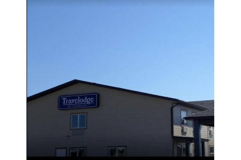 Travelodge By Wyndham Pincher Creek Extérieur photo