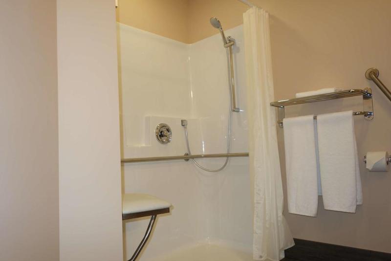 Travelodge By Wyndham Pincher Creek Extérieur photo